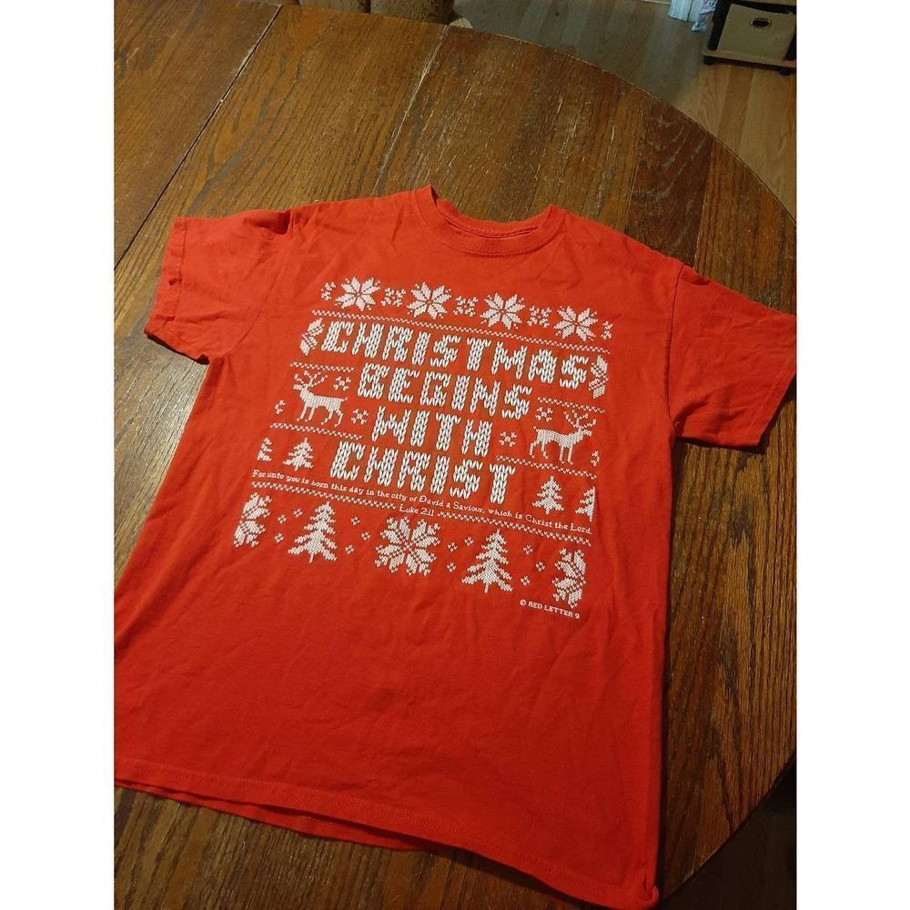 Medium Christmas Begins With Christ Tee T-Shirt Top Short Sleeve Crew Neck